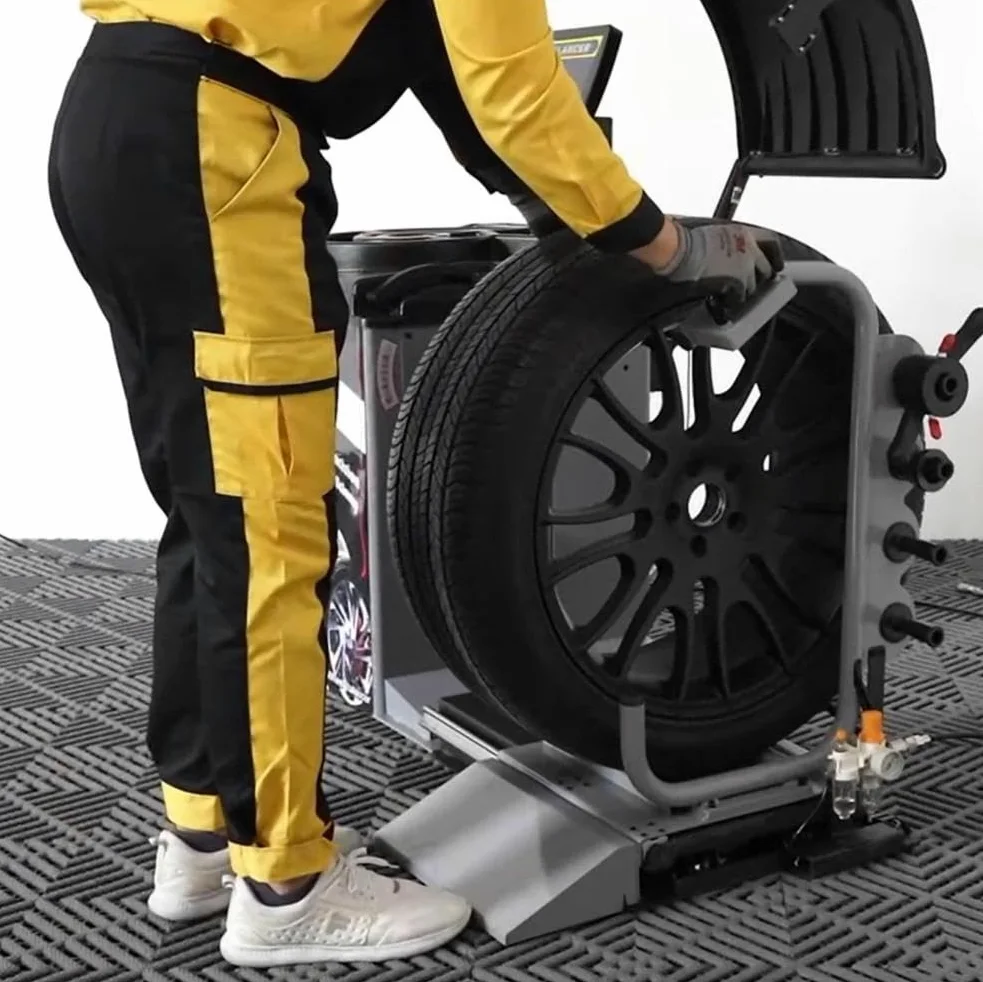 Élévateur de Pneu d'équilibreuse de Roue, Dispositif de Levage de Pneu pour Machine d'équilibrage de Pneu, lève-Pneu pneumatique